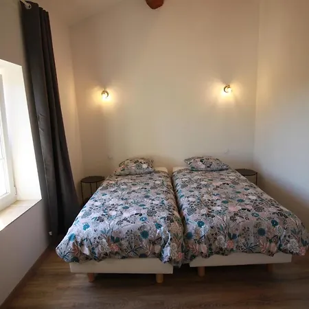 La Casa D'anthony Nyaraló Ginestas